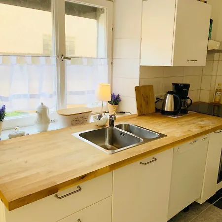 Elfriede - Wlan, 2 Baeder, Kueche, Freisitz, 2 Parkplaetze, Im Ortskern