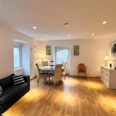 Elfriede - Wlan, 2 Baeder, Kueche, Freisitz, 2 Parkplaetze, Im Ortskern * Malterdingen