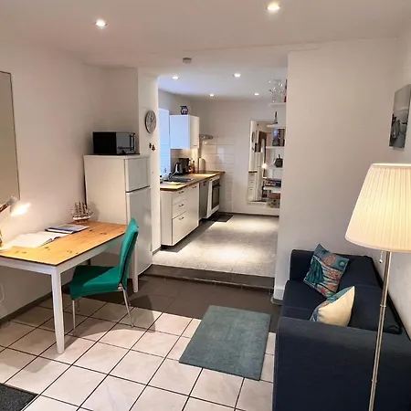 Apartamento Elfriede - Wlan, 2 Baeder, Kueche, Freisitz, 2 Parkplaetze, Im Ortskern