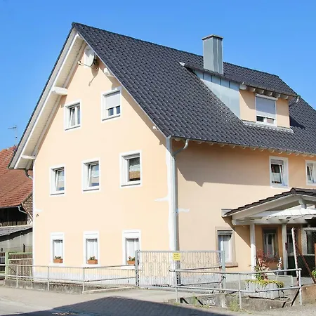 Apartment Elfriede - Wlan, 2 Baeder, Kueche, Freisitz, 2 Parkplaetze, Im Ortskern *