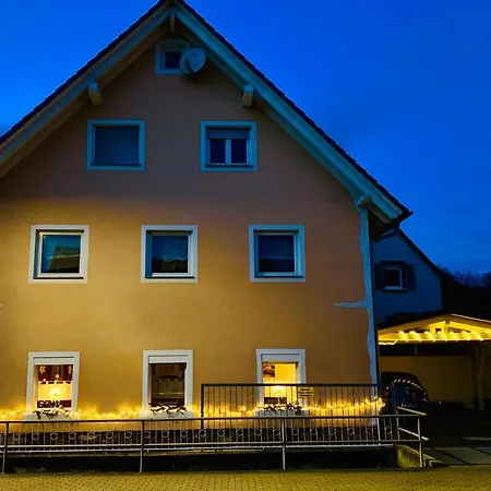 Elfriede - Wlan, 2 Baeder, Kueche, Freisitz, 2 Parkplaetze, Im Ortskern Apartamento